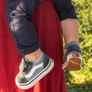 Size 4 boys blue Velcro vans